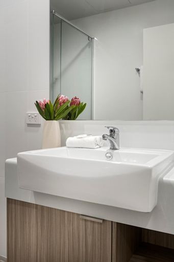 Bedroom 5, Quest Midland, Swan