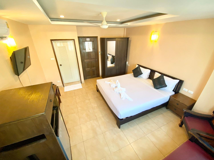Bedroom 6