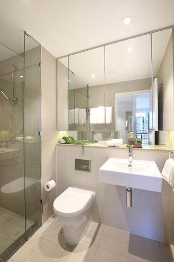 Bathroom 5, Orange Stay Apartments, Melbourne