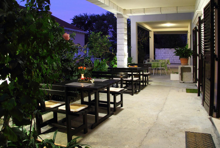 Food & Drinks 4, Apartments Magda, Konavle
