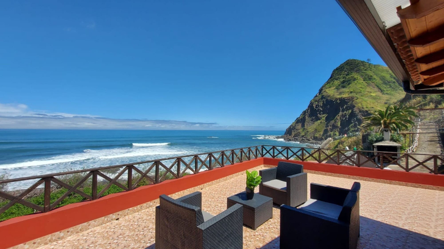 Others 5, Maiata Beach House 1, Machico