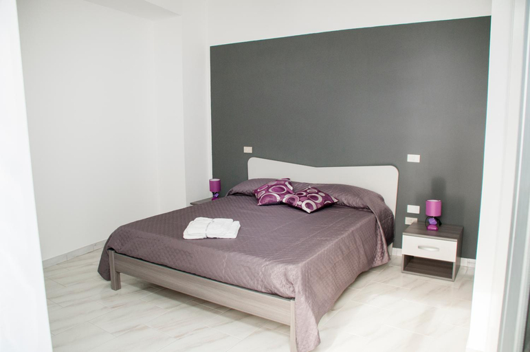 Others 2, Bed and Breakfast Champagne, Salerno