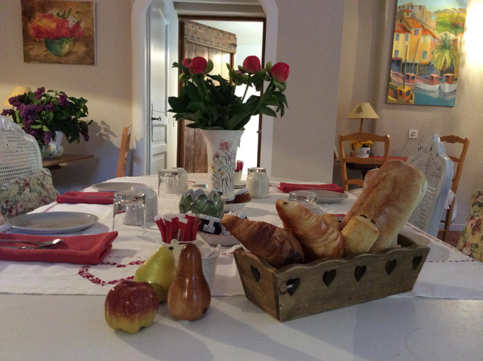 Food & Drinks, Clos des Iris, Alpes-de-Haute-Provence