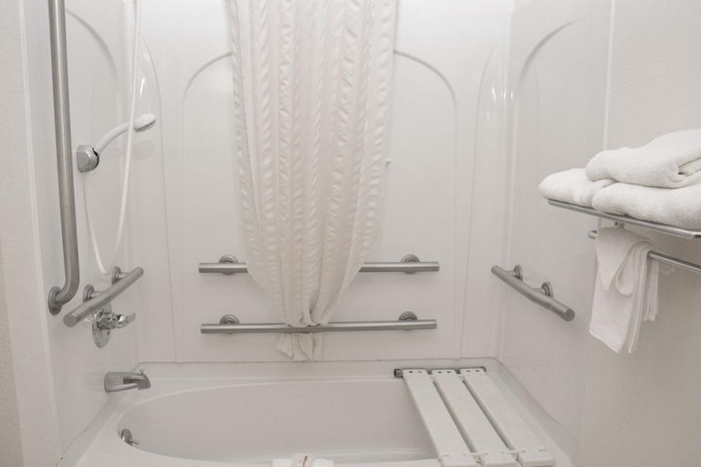Bathroom 4, Super 8 by Wyndham Corydon, Harrison