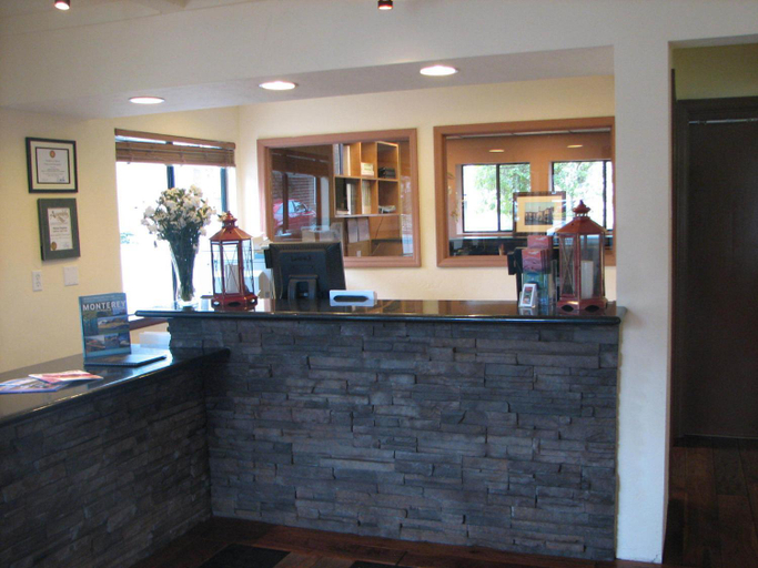 Public Area 2, Lighthouse Lodge & Cottages, Monterey