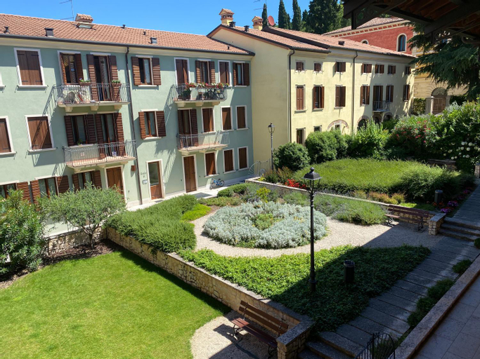 Bed's Apartments, Verona