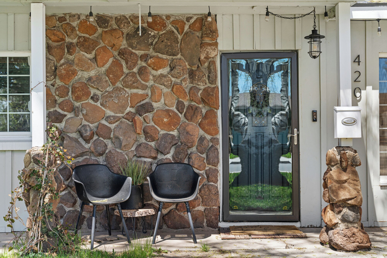 Exterior & Views 2, Navajo, Coconino