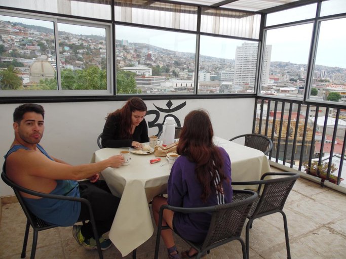 Others 5, Hostal Tunquelen, Valparaíso