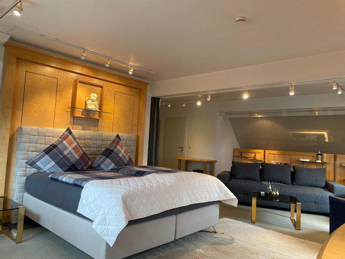 Bedroom 2, SMC Muenster, Münster