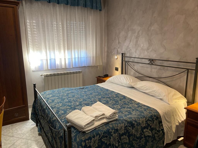 Bedroom 3, B&B Antica Trattoria Bacco, Benevento