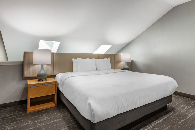 Bedroom 3, Amwell Suites Somerset Bridgewater, Somerset
