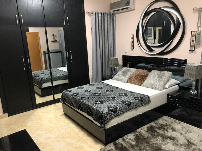Others 4, Westland Villa, Accra