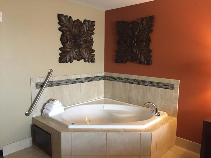 Bathroom 4, Grandstay Hotel and Suites, Dane