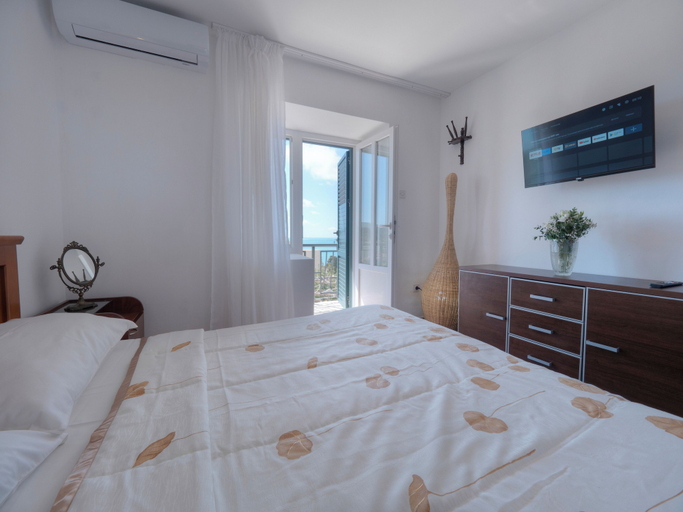 Bedroom 3, Casa Pastrovici del Mare