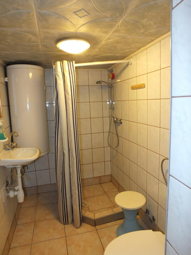 Bathroom 3, EkoPens, Kraków