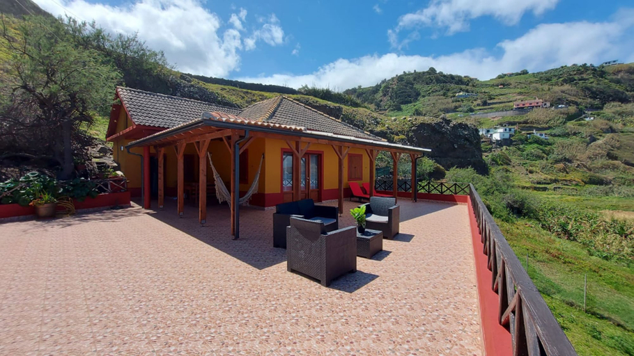 Exterior & Views 2, Maiata Beach House 1, Machico