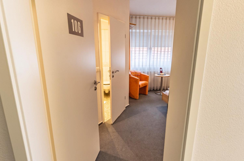 Bedroom 3, Hotel Gasthof Zum Ritter, Neckar-Odenwald-Kreis