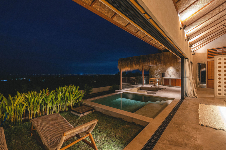 Swimming Pool 14