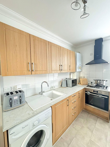 Others 4, Inviting Apartment in Reading, Wokingham