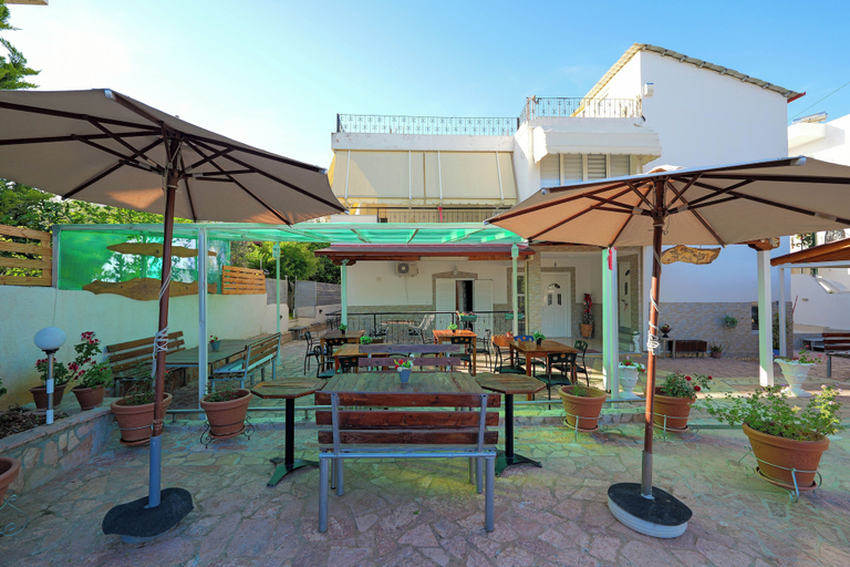 Others 5, Cozy Veranda Kristian - Free Parking, Sarandës