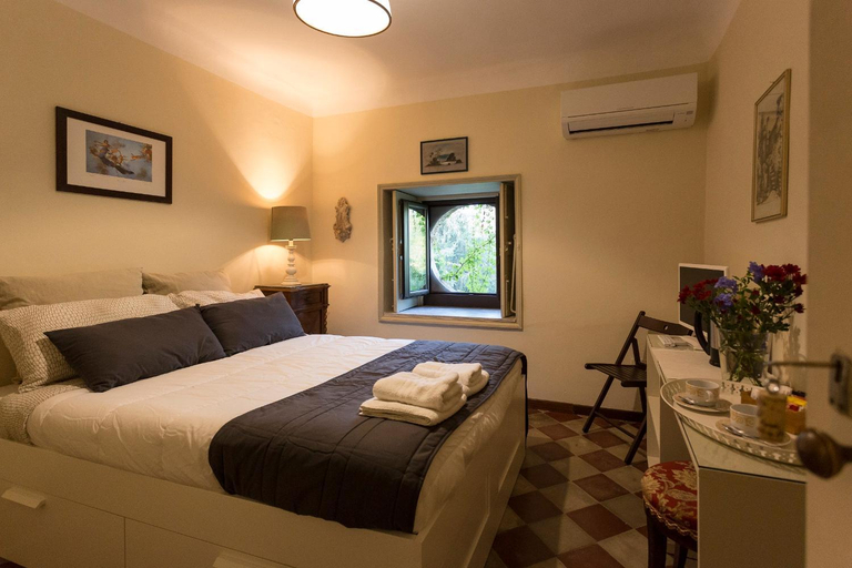 Others 4, Tenuta del Gelso, Catania