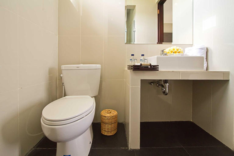 Bathroom 4