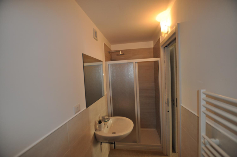 Bathroom 5, Affittacamere Da Mary, Matera