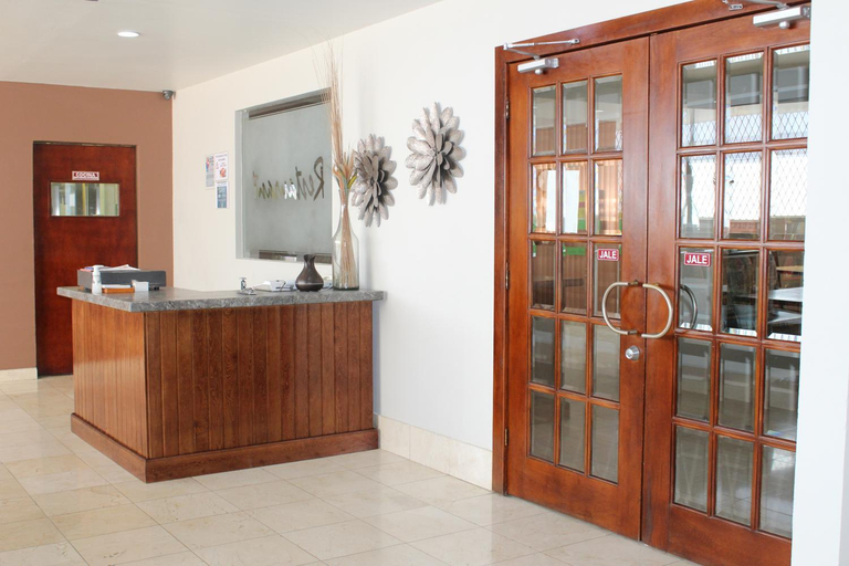 Others 5, Hotel Adriana, Matamoros