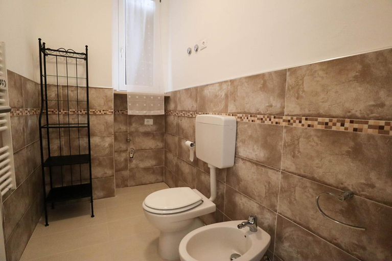 Bathroom 3, Agriturismo Monteroseo, Brescia