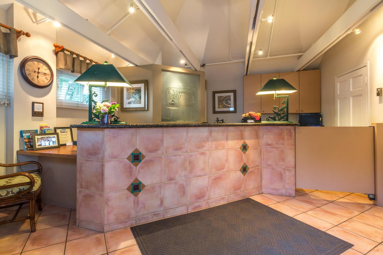 Public Area 2, San Clemente Cove, Orange