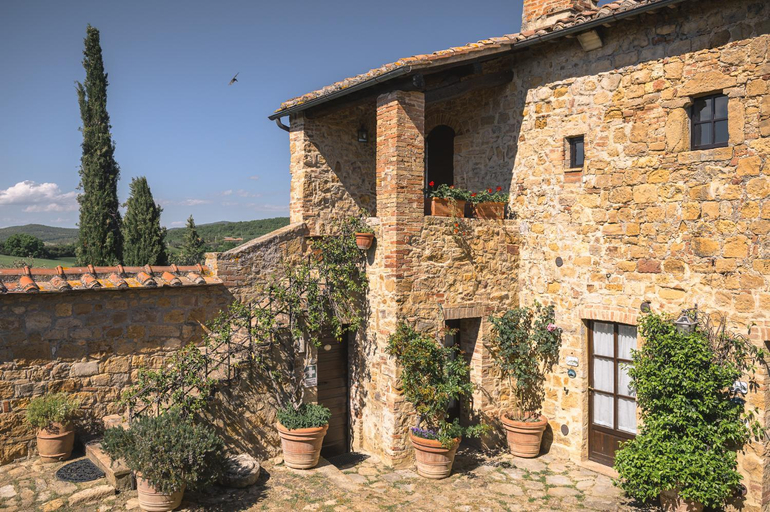 Others 5, Agriturismo Cretaiole, Siena