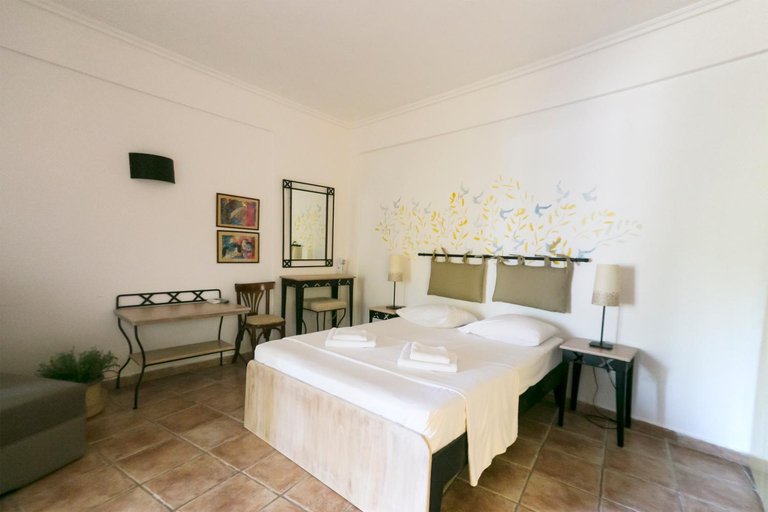 Bedroom 4, Ammon Garden Hotel, Central Macedonia