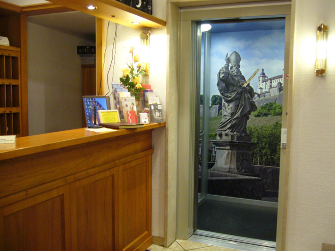 Public Area 2, Hotel Alter Kranen, Würzburg