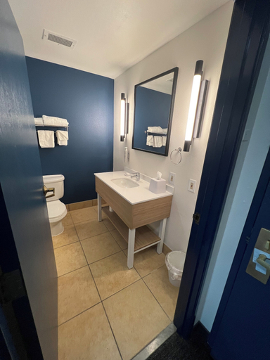 Bathroom 4, Spark by Hilton Montgomery EastChase, Montgomery