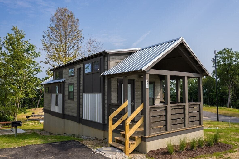 Exterior & Views 2, Cincinnati Camp Cedar, Warren