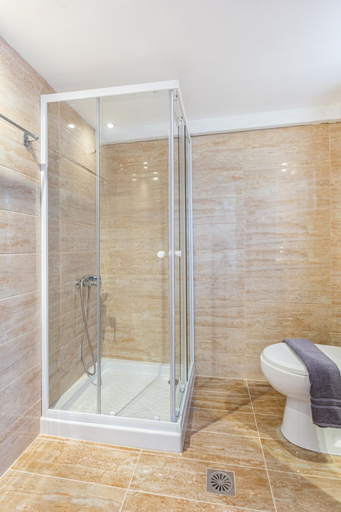 Bathroom 3, Neva's Apartment's in Center Chania 1 2, Crete