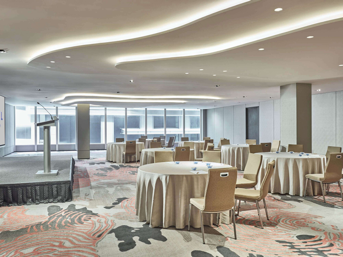 Business Facilities