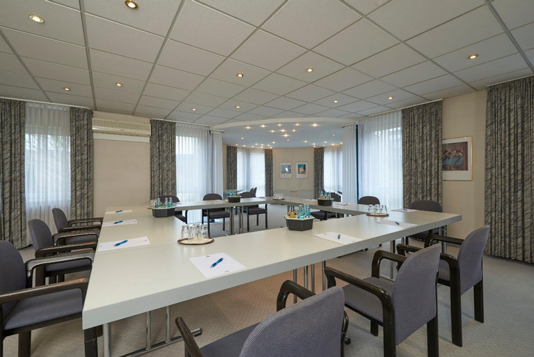 Business Facilities 26
