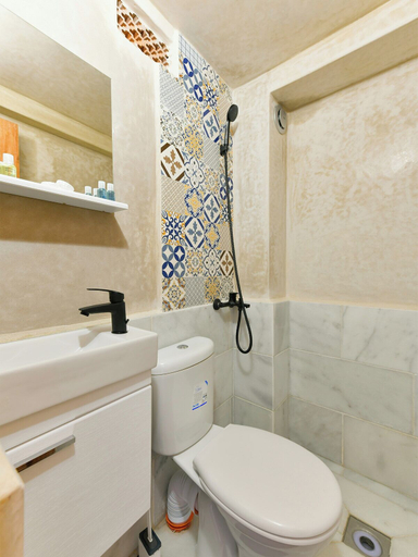 Bathroom 4, La Casita Guennon 37, Tanger-Assilah