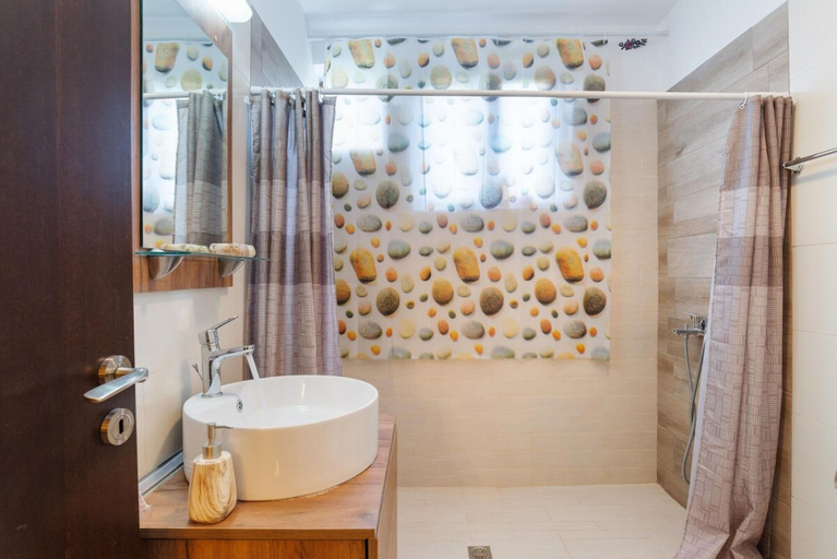 Bathroom 4, Villa Roula 3BR Seaview Villa in Chania, Crete