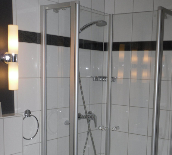Bathroom, Gästehaus Zum Lamm, Main-Tauber-Kreis
