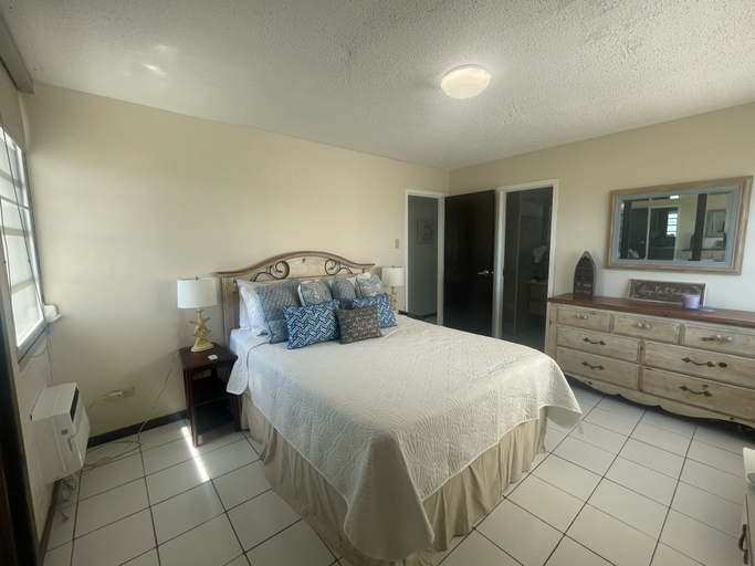 Bedroom 3, Ocean View 2 Bed 1 Bath 2 Parkings Pool