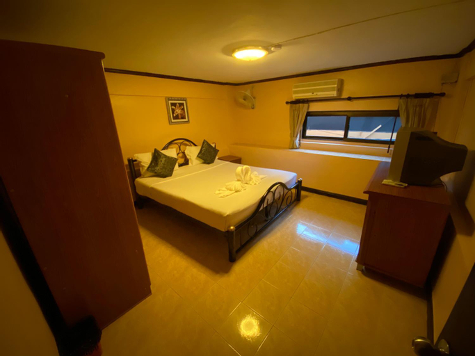 Bedroom 6