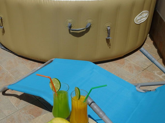 Others 4, Alluring Apartment in Dramalj with Hot Tub, Crikvenica