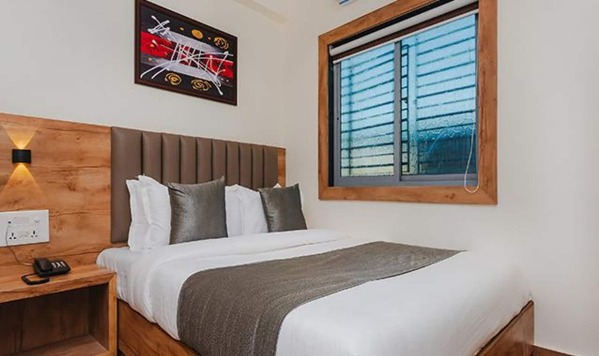 Bedroom 3, Fabhotel Airport Palace, Mumbai Suburban