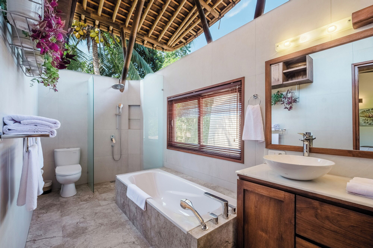 Bathroom 4