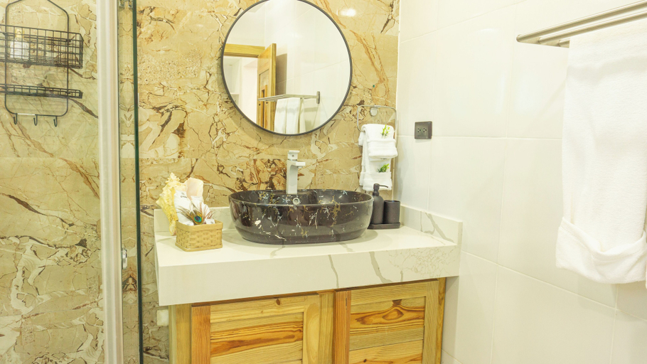 Bathroom 3, Brunei Hotel Boutique, Boca Chica