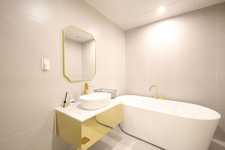 Bathroom 5, Denvasta Hotel Myeongseo Branch, Changwon