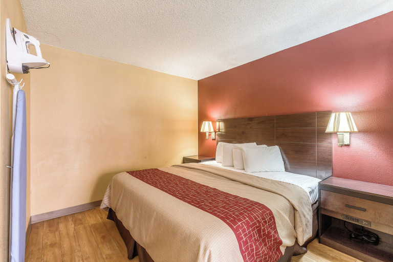 Bedroom 3, Red Roof Inn Amarillo West, Potter