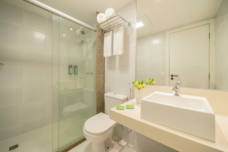 Bathroom 5, Beach Park Suites Resort, Aquiraz